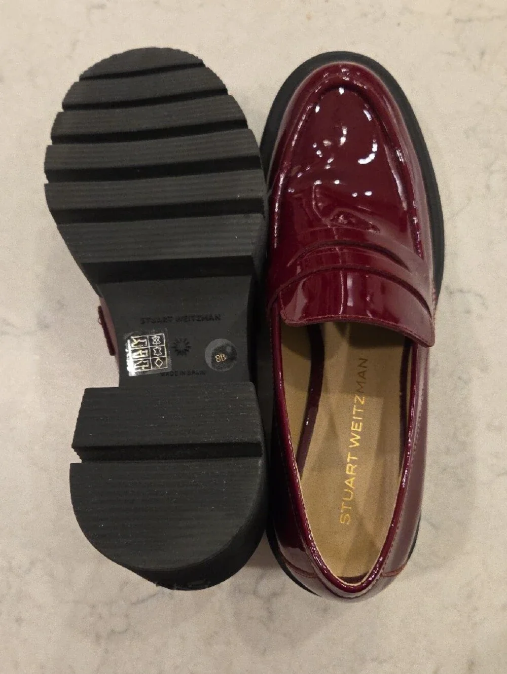 Stuart Weitzman Women’s Size 8 Burgundy Patent Leather Soho Loafers